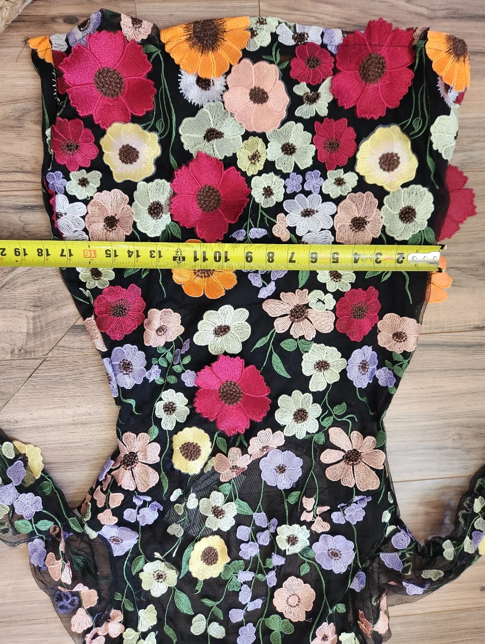 Mew Mews- "Saige" Long Sleeve Mesh Flower 3D Applique' Mini Dress - Picture 9 of 11